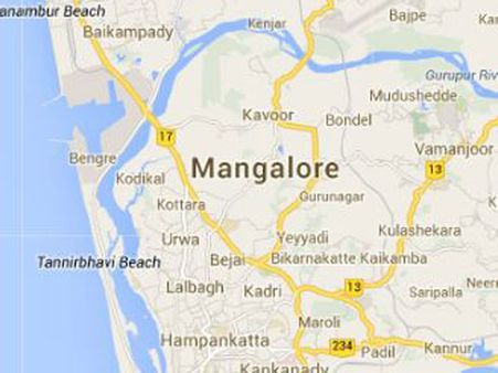 'Mystery man' knocks doors at midnight in Ullal town; frightens locals