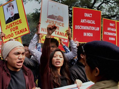 Two Manipuri youth attacked in Delhi market