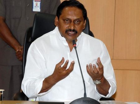 Kiran Reddy mulls new party with expelled Congress MPs