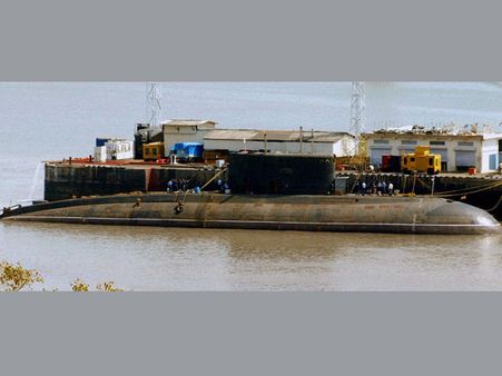 Wreath laying ceremony for victims of Submarine mishap