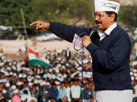 There is no Modi wave: Arvind Kejriwal at Kanpur rally
