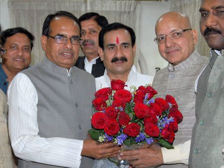 MP: Congress LS nominee Bhagirath Prasad joins BJP
