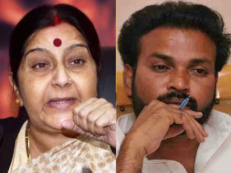 BJP snubs Sushma Swaraj's opposition, fields Sriramulu from Bellary