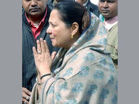 Too many celeb candidates: It's not a good sign for next Lok Sabha