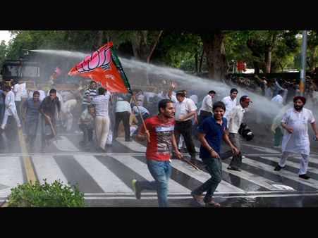 Protest outside Rajnath's house after Bijnor candidate changed
