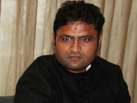 Haryana: Show cause notice to Ashok Tanwar on comments made by wife