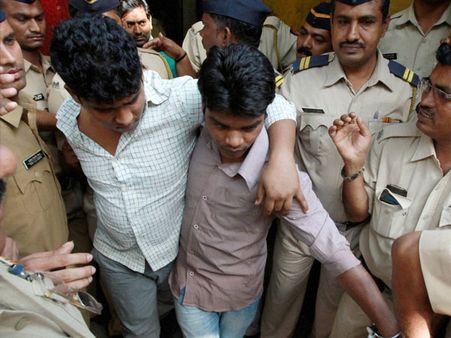 (Pics) Mumbai gangrape: Judge calls rape tests derogatory