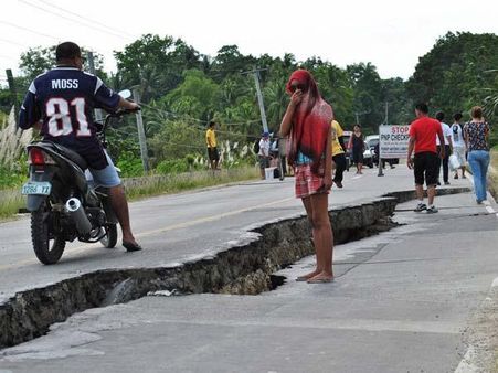 Video: Earthquake measuring 8.2 rocks Chile, tsunami warning issued