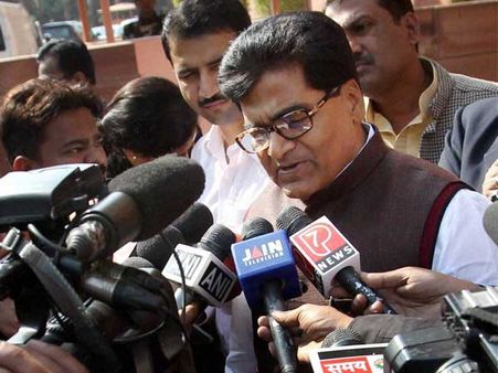 Mulayam will retain Azamgarh seat, not Mainpuri: Ram Gopal Yadav