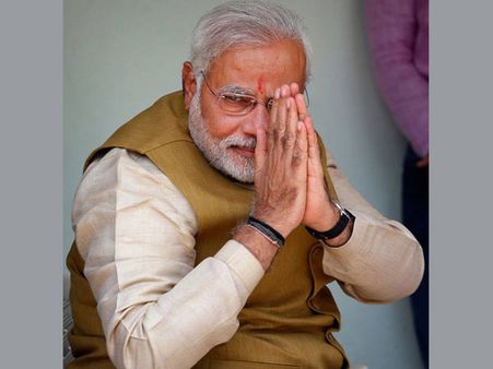 (Pics) Narendra Modi was not alone, meet the people behind his victory