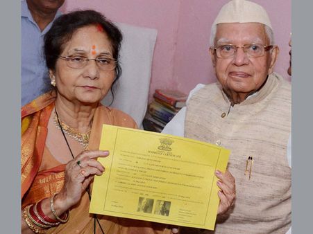 Veteran Cong leader ND Tiwari registers marriage with mother of his biological son