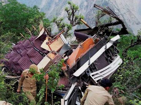 WB: 8 killed, 25 injured after bus fell into a canal in Nadia