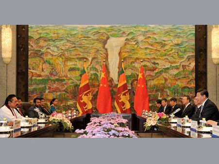 Chinese, Sri Lankan presidents meet in Shanghai