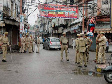 UP: Ahead of civic poll notification, 28 IPS officers transferred