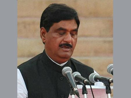 Pranab Mukherjee condoles Gopinath Munde's death
