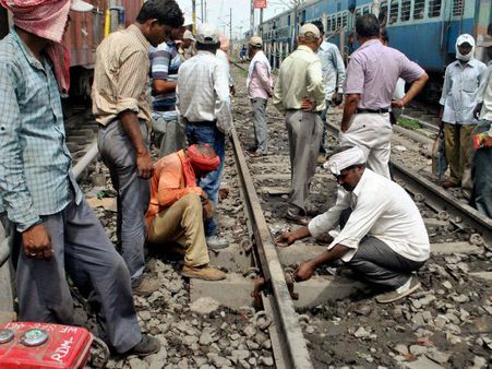 Delhi-Dibrugarh Rajdhani Express mishap averted after rail fracture detected