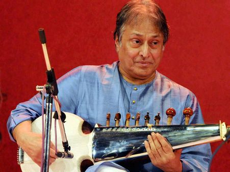 Ustad Amjad Ali Khan's sarod goes missing on BA flight