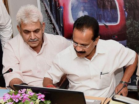 Railway Budget: Rail minister Sadananda Gowda reads at bullet speed!