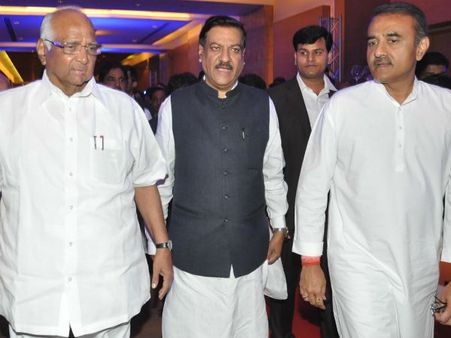 Issues which could haunt Congress-NCP in Assembly election