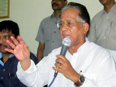 Tarun Gogoi hits out at Modi, says latter forgot his promises