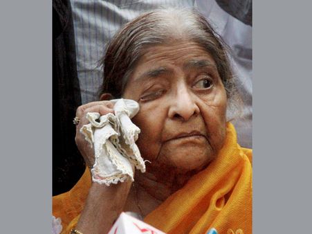 2002 Gujarat riots: SC adjourns Zakia Jafri's plea till Jan third week