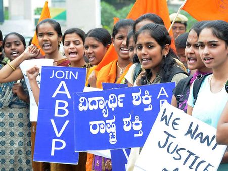Angry Bangalore parents demand arrest of child's rapists