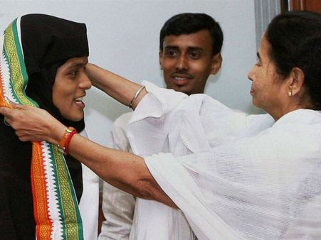 Mamata Banerjee gives Bengal its first English medium madrassa