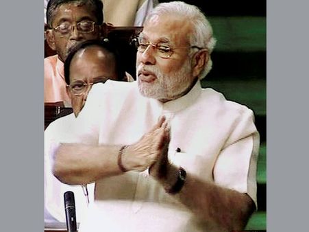 Identify bills for parliament session, PM tells ministers