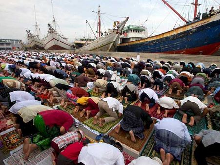 Pakistan celebrates Eid-ul-Fitr