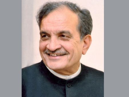Haryana political twist: Congress leader Birender Singh, Hooda's 'cousin' joins BJP