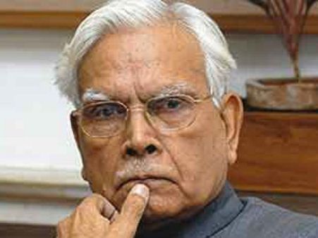 Petty people attacking me over book, says Natwar Singh