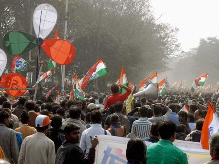 Now, Trinamool leader calls for burning 'real' human effigies