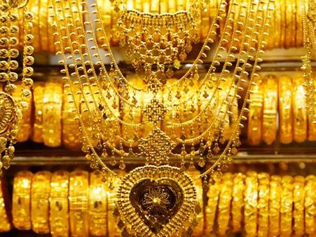 Gold price ends at fresh 3-month low of Rs 27,415 per ten gram