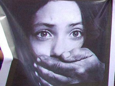 Headmaster arrested for sexually harassing 9-year-old girl