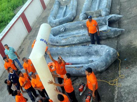 Unlike its predecessor, cyclone Hudhud will be less devastating