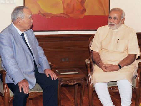 India on a fast growth track under PM Modi: Suzuki Motors chairman