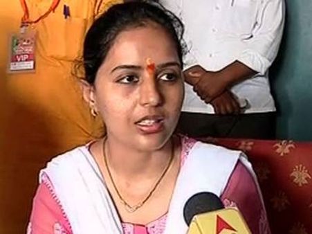 Gopinath Munde's daughter Pritam scripts history, wins Beed LS bypoll by 7 lakh votes