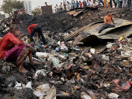 Delhi: Fire in Shastri Park slum cluster, 50 houses gutted