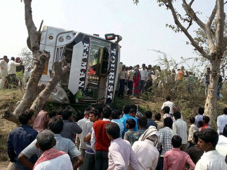 Marriage Mishap: 5 killed, 25 injured in bus-lorry accident in TN