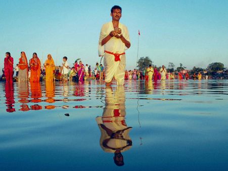 On Chhath, Bihar's Rohtas celebrates folk culture on riverbank
