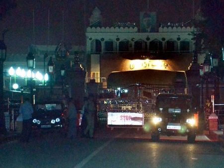 India dancing to the tunes of Pakistan? Wagah ceremony held in Pak, despite suspension requests