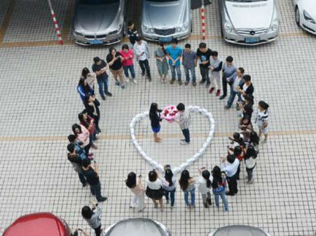 Oops! Chinese man proposes with a ring of 99 iPhones, she says no