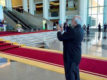 Tech-savy PM Narendra Modi debuts on Instagram, shares his first picture