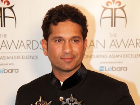 Sachin Tendulkar receives warm welcome promises wi-fi, electricity in adopted village