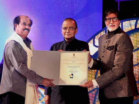 India's Photo Gallery: What happened across India on November 21