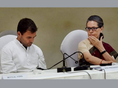Murli Deora's demise: Sonia, Rahul and other Cong leaders to attend funeral