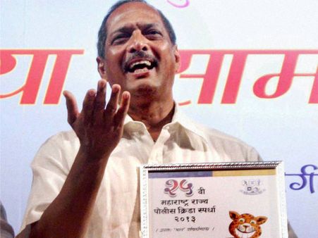 Nana Patekar voices concern against honour killings, Naxalism