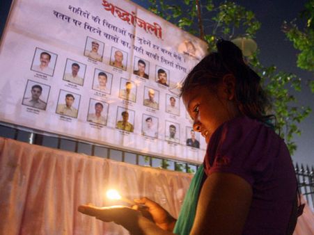 26/11 Mumbai Terror attack 2008 (video compilation): Unseen footages from inside Taj