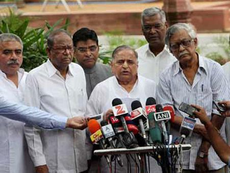 Mulayam to work out modalities for 'Janata Parivar' merger