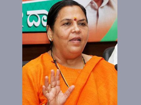 Union Minister Uma Bharti pledges to clean Ganga in 3 years